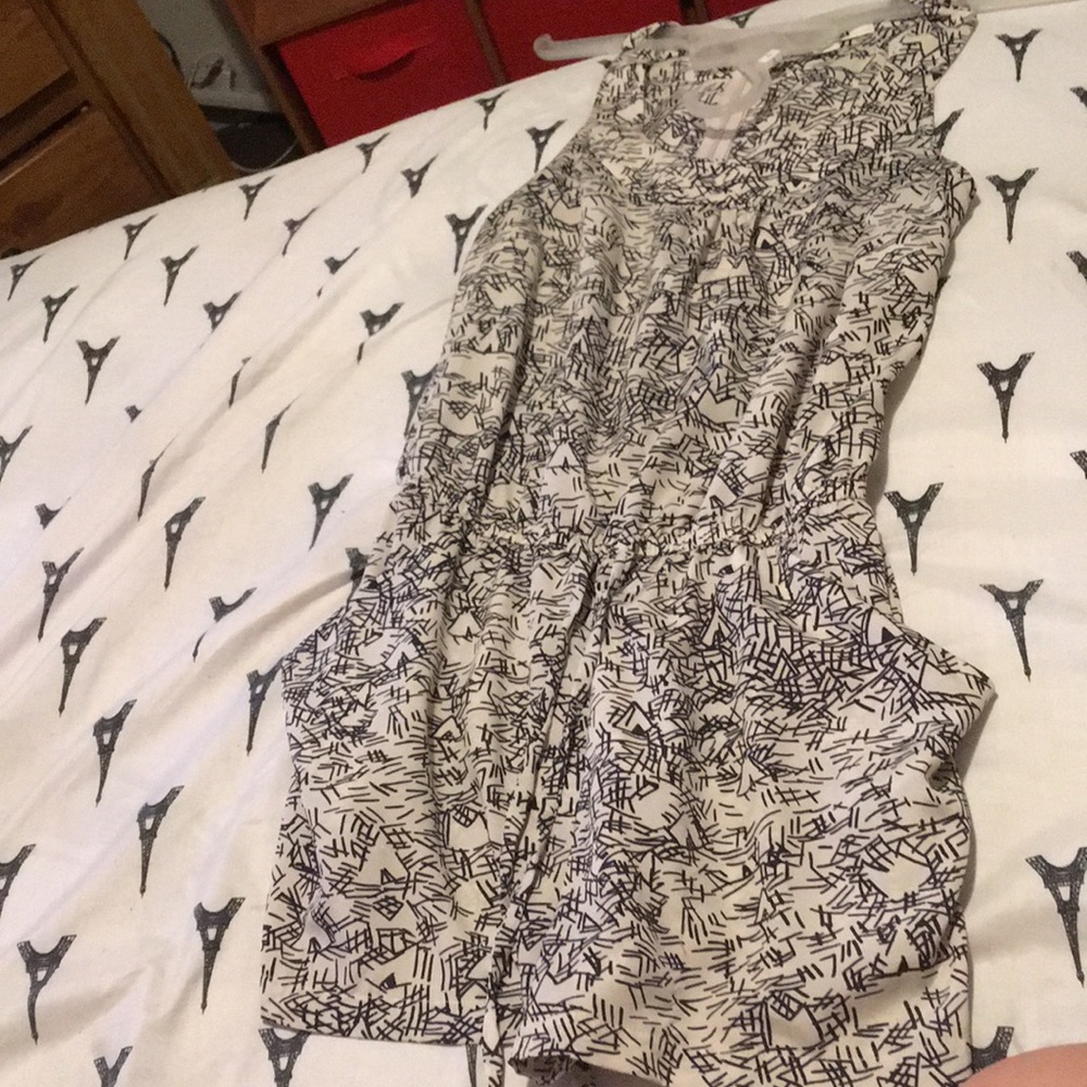 Forever 21 romper size S